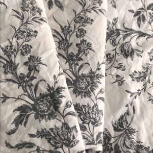 IKEA duvet cover w/pillow shams